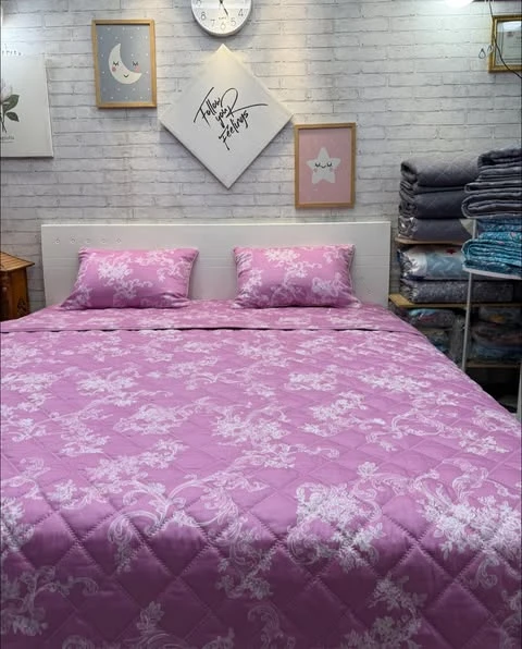 Bộ chăn ga gối hoa văn Hoàng Gia style Tân Cổ điển nền Hồng tím xjnh lắm ạ vải Modal bột gỗ sồi