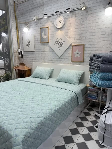 Bộ chăn ga gối hoa nhí xanh xinh lắm ạ vải Modal bột gỗ sồi