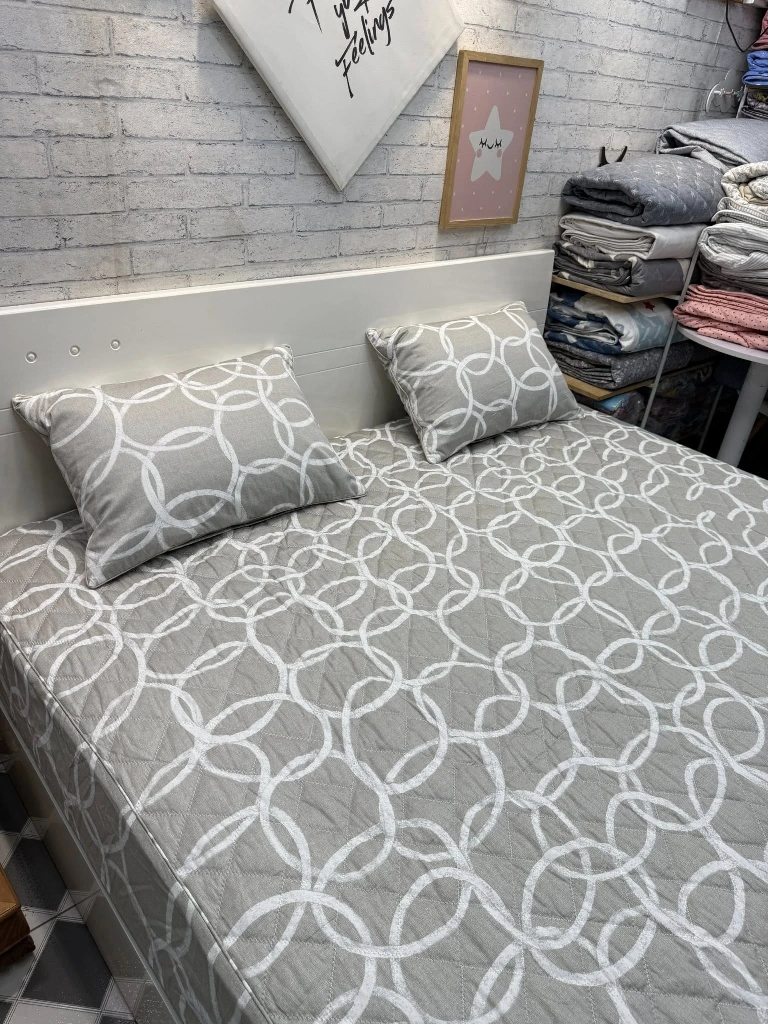 Bộ chăn ga gối họa tiết nền nâu be sang lắm ạ vải Cotton Hàn Quốc mềm mịn mát