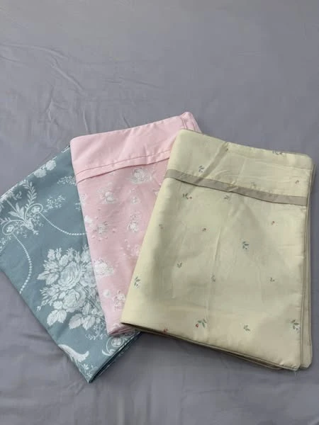 Vỏ gối mua 2 tặng 1 = 360k + 30k ship Tổng 390k/ 3đôi