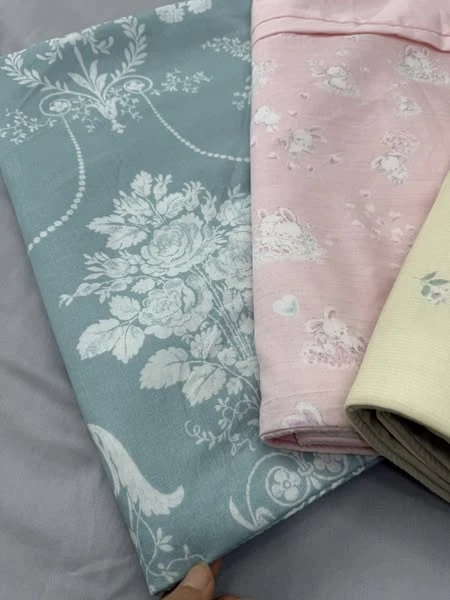 Vỏ gối mua 2 tặng 1 = 360k + 30k ship Tổng 390k/ 3đôi