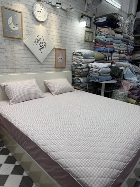 1 ga chun chần bông sz 180cm x 200cm + 2 vỏ gối nằm sz 45cm x 65cm**