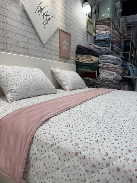 Bộ chăn ga gối Lụa Modal Hàn Quốc hoa nhí nền sáng!