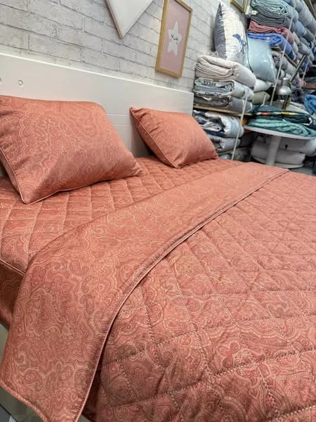 Bộ chăn ga gối Lụa Modal Hàn Quốc hoa văn nền cam đất sang lắm ạ.