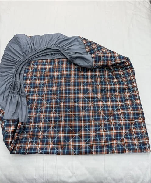 Sale 1 ga chun chần bông sz 180cm x 200cm Ko có vỏ gối nằm.