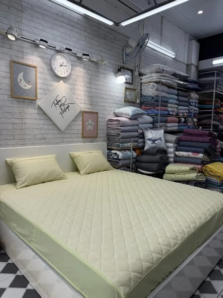 Sale 1 ga chun chần bông cotton sz 180cm x 200cm + 2 Vỏ gối 45*65cm mẫu vàng chanh