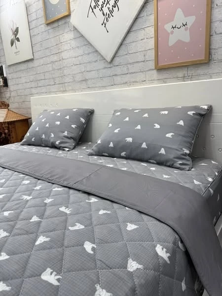 Bộ chăn ga gối Lụa Modal Hàn Quốc mẫu Gấu nền ghi kẻ chìm