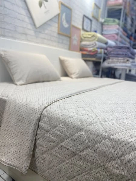 Bộ chăn ga gối Lụa Modal Hàn Quốc chấm ô vàng kem