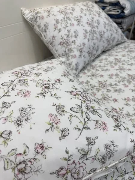 Bộ chăn ga gối Lụa Modal Hàn Quốc hoa hồng xinh