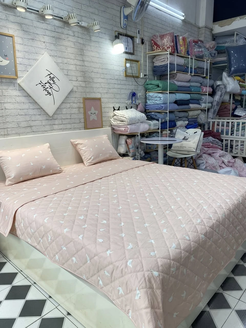 Bộ chăn ga gối cotton Hàn Quốc vịt xjnh nền Hồng cam nhạt