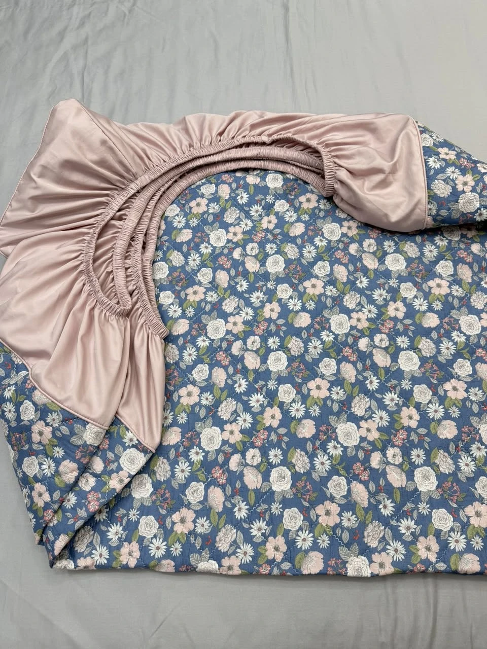 1 ga chun chần bông sz 150cm x 200cm.ko vỏ gối