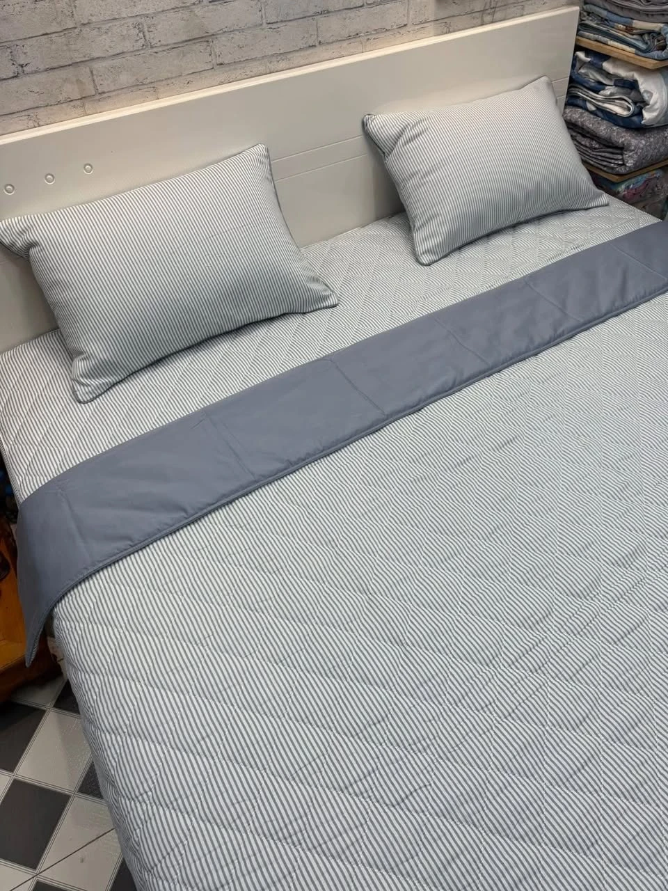 Bộ chăn ga gối Lụa Modal Hàn Quốc kẻ ghi trắng phối