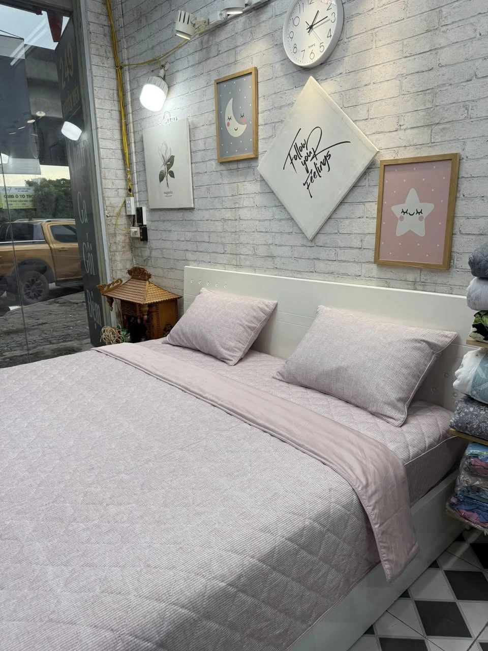 Bộ chăn ga gối Lụa Modal Hàn Quốc kẻ vân xước hồng