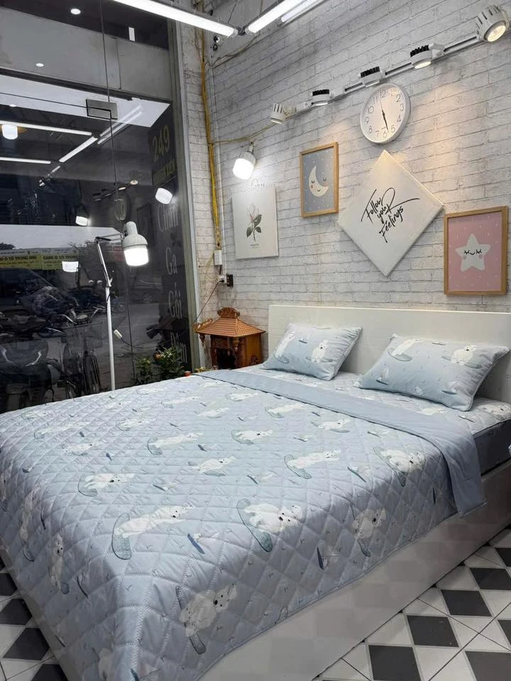 Bộ chăn ga gối Lụa Modal Hàn Quốc hình gấu Bắc cực xinh