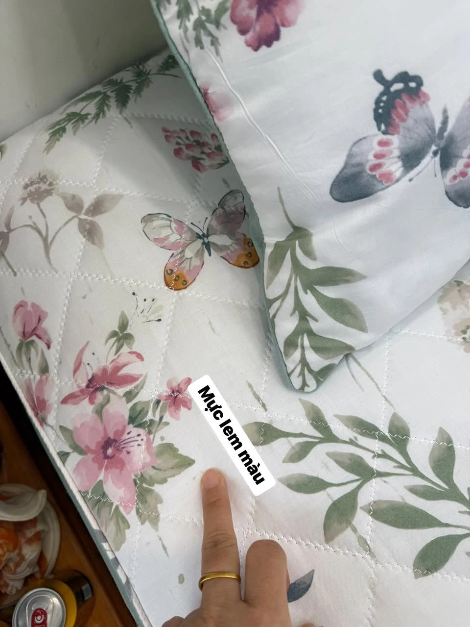 Set 1 ga chun chần bông sz 180cm x 200cm  2 vỏ gối nằm sz 45cm X 65cm bướm hoa