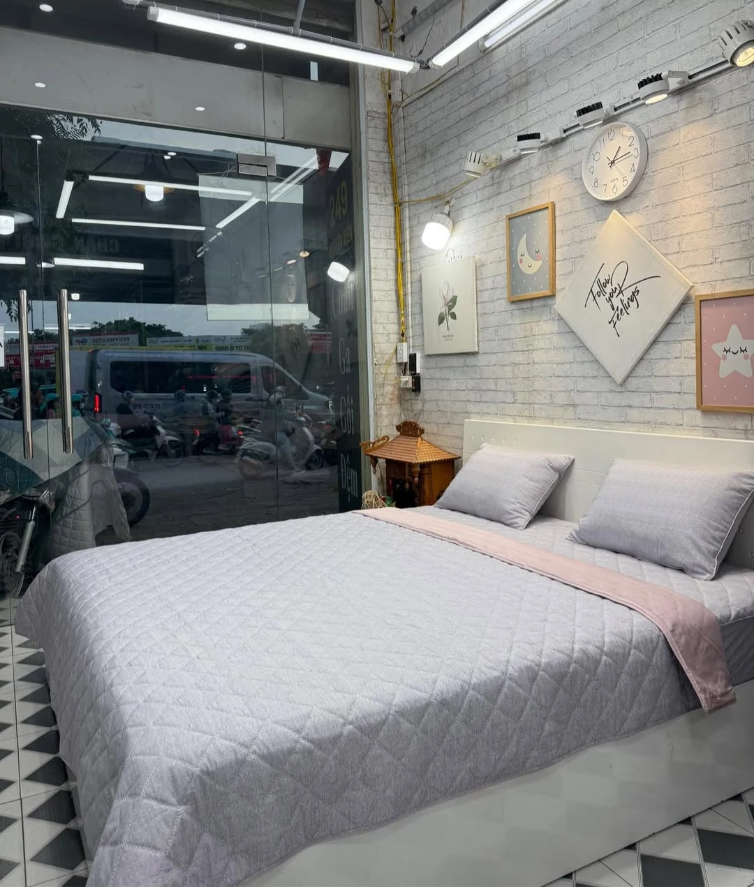 Bộ chăn ga gối Lụa Modal Hàn Quốc kẻ vân ghi phối hồng