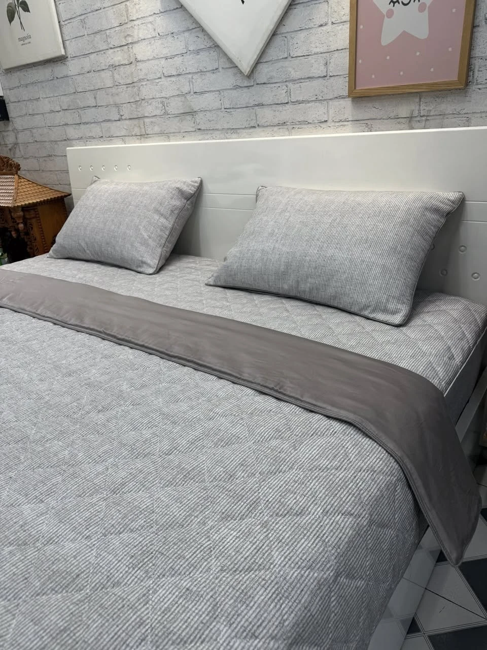 Bộ chăn ga gối Lụa Modal Hàn Quốc kẻ vân xước phối nâu