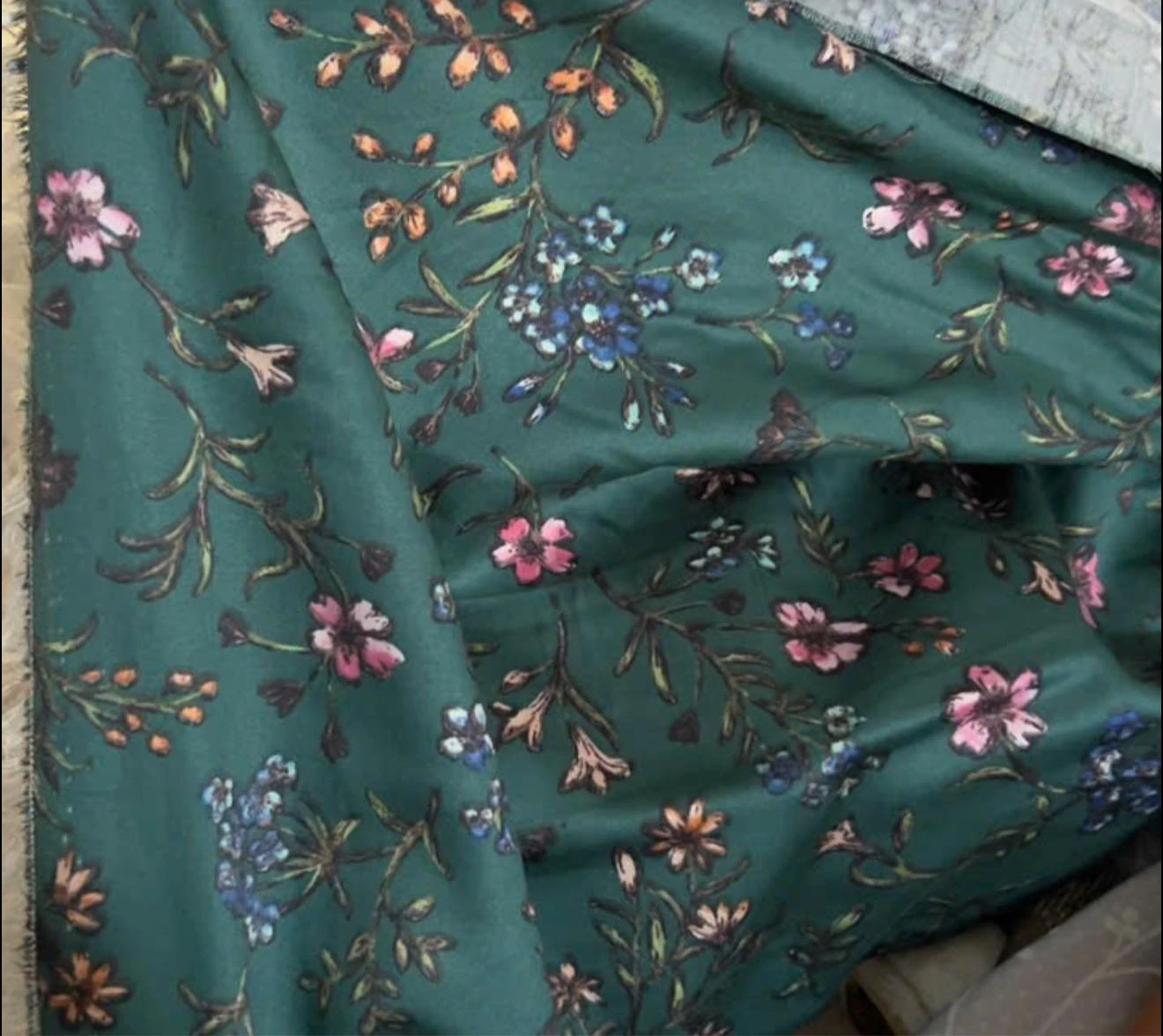 Bộ chăn ga gối Lụa Modal Hàn Quốc Hoa nền xanh đậm