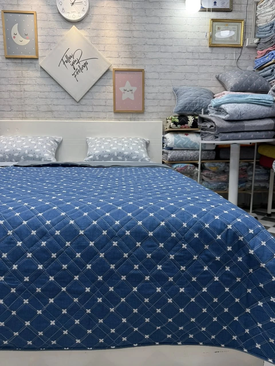 Chăn đơn trần bông đắp 4 mùa, ứng dụng cao nha