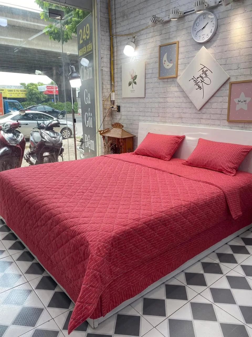 Bộ chăn ga gối phủ cotton Hàn Quốc mẫu kẻ đỏ xjnh xắn.