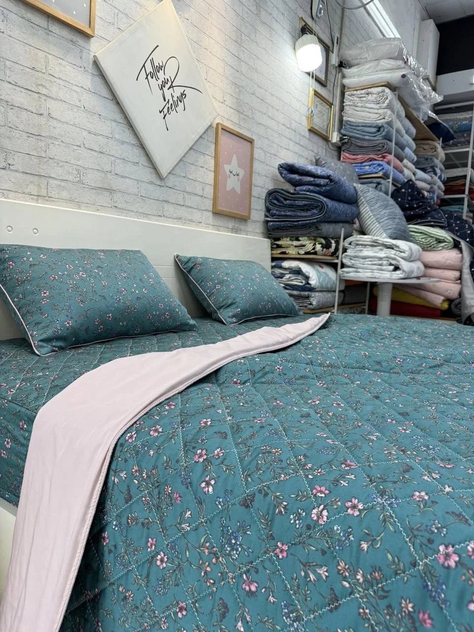 Bộ chăn ga gối Lụa Modal Hàn Quốc hoa xanh phối hồng siêu xinh