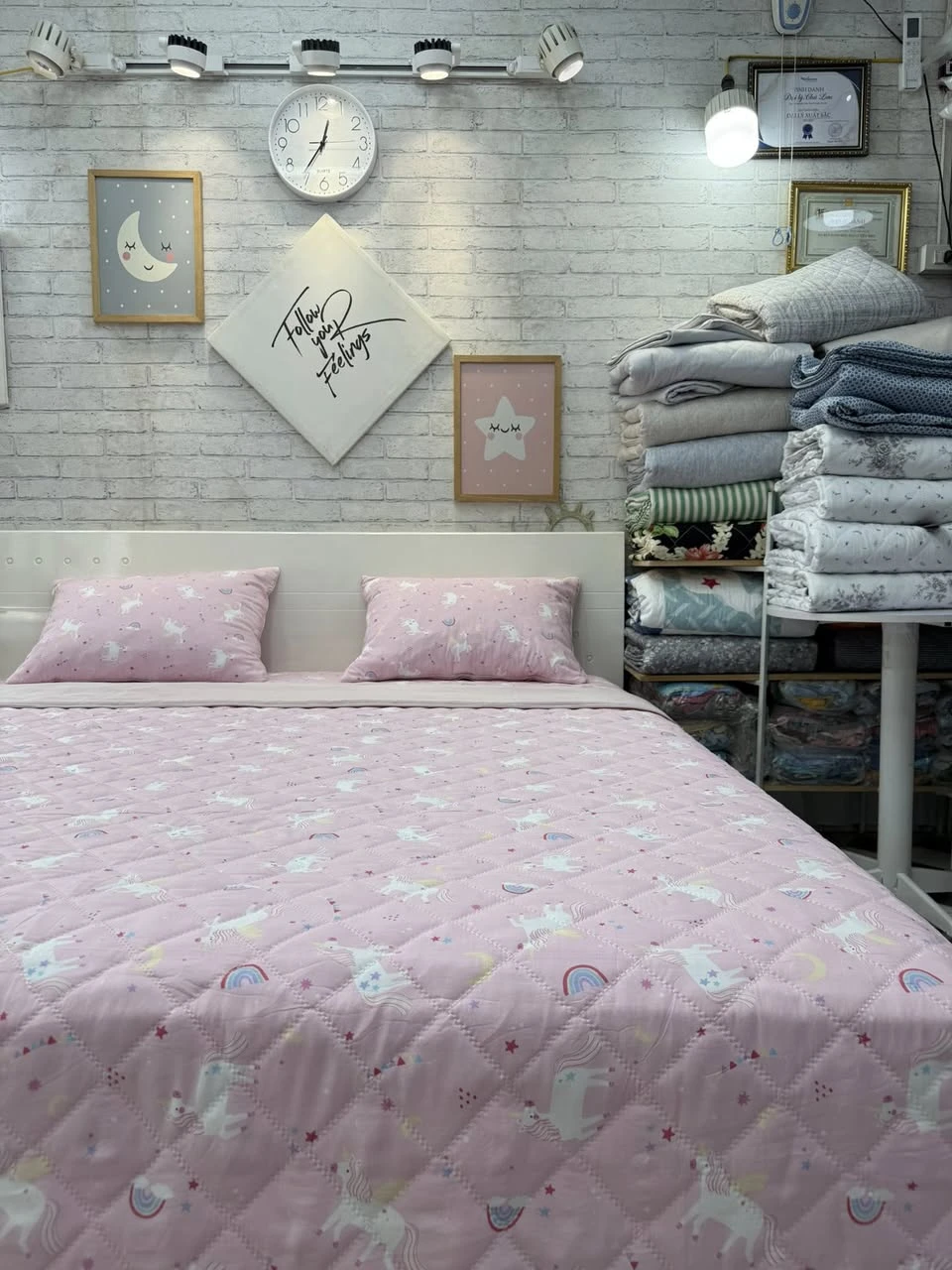 Bộ chăn ga gối Lụa Modal Hàn Quốc pony Hồng xjnh lắm.