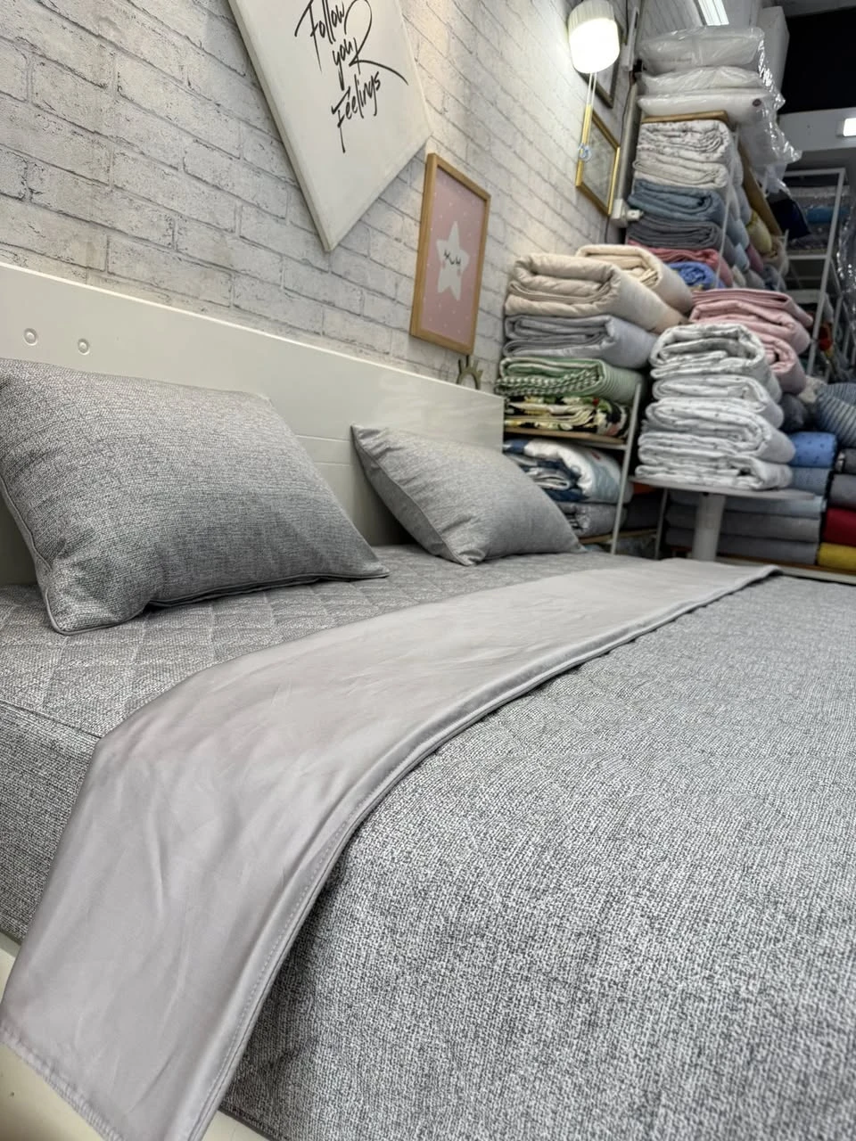 Bộ chăn ga gối Lụa Modal Hàn Quốc vân xám phối ghi