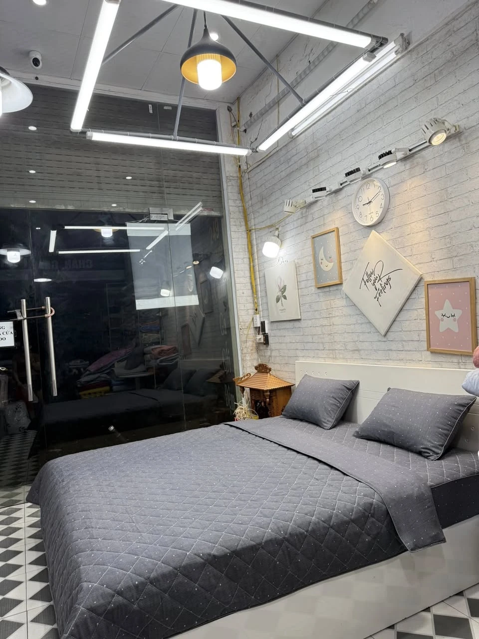 Bộ chăn ga gối Lụa Modal Hàn Quốc Kẻ xám sang chảnh, họa tiết cute .