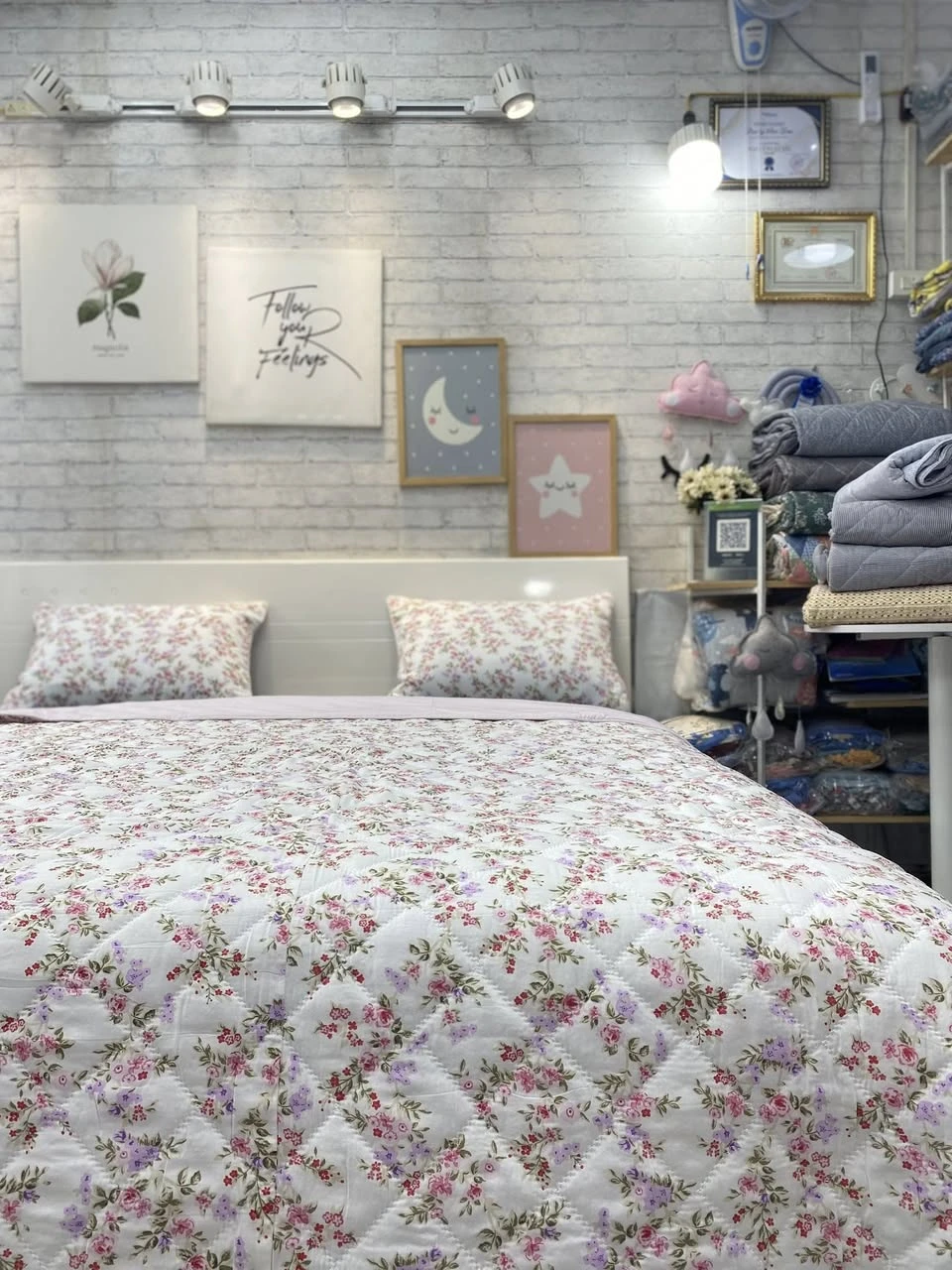 Bộ chăn ga gối Lụa Modal Hàn Quốc mẫu hoa xjnh xắn mộng mer.