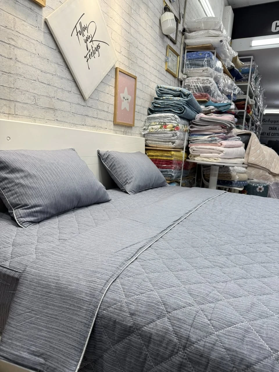 Bộ chăn ga gối Lụa Modal Hàn Quốc mẫu kẻ ghi sang chảnh.