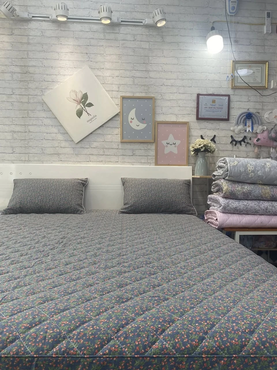 Bộ chăn ga gối Lụa Modal Hàn Quốc Hoa nhí xjnh lắm ạ.*