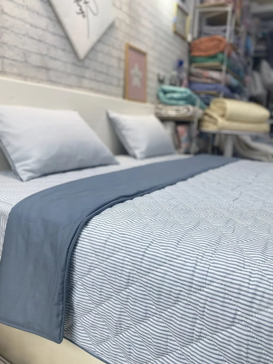 Bộ chăn ga gối Lụa Modal Hàn Quốc kẻ xanh phối xanh tím than