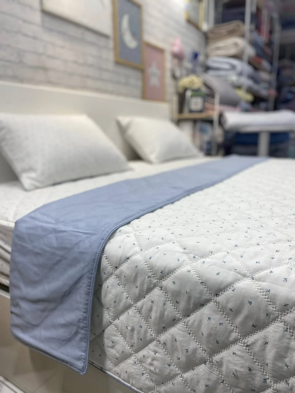 Bộ chăn ga gối Lụa Modal Hàn Quốc set lá nhí nền kem xjnh xắn lắm ạ