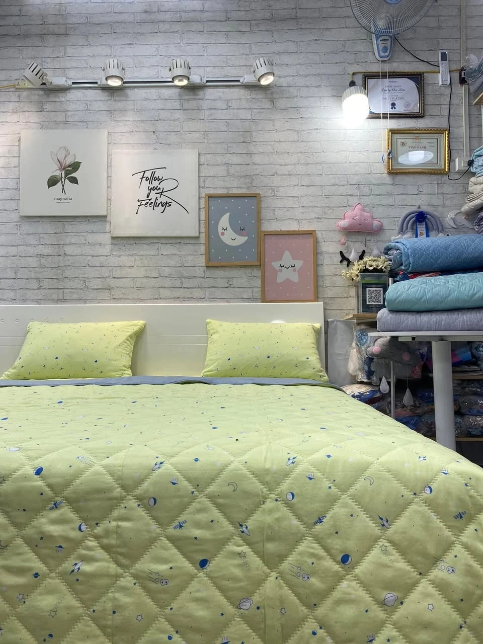 Bộ chăn ga gối Lụa Modal Hàn Quốc vũ trụ