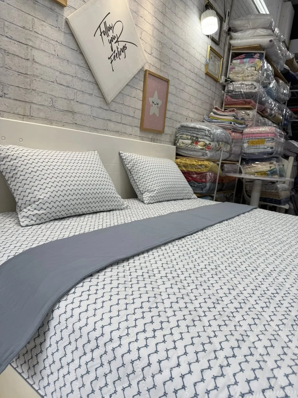 Bộ chăn ga gối Lụa Modal Hàn Quốc kẻ đơn giản mà rất đẹp +