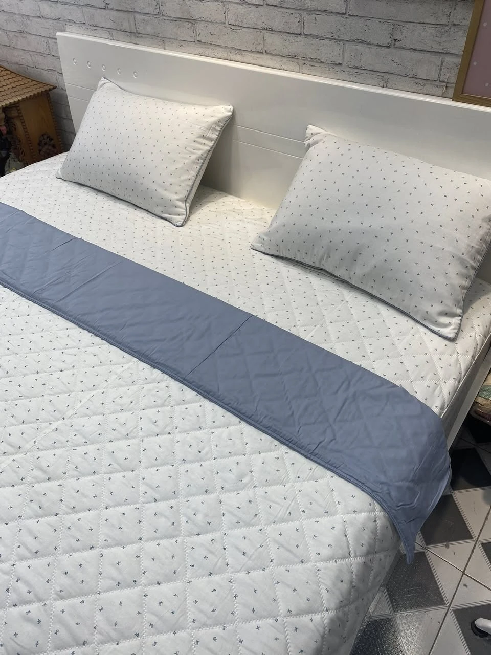 Bộ chăn ga gối Lụa Modal Hàn Quốc lá nhí xjnh xắn lắm ah.+