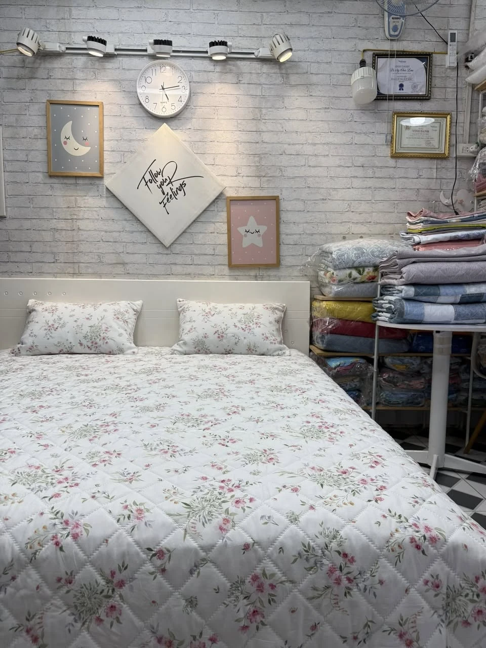 Bộ chăn ga gối Lụa Modal Hàn Quốc Hoa  xjnh xắn lắm ah.+