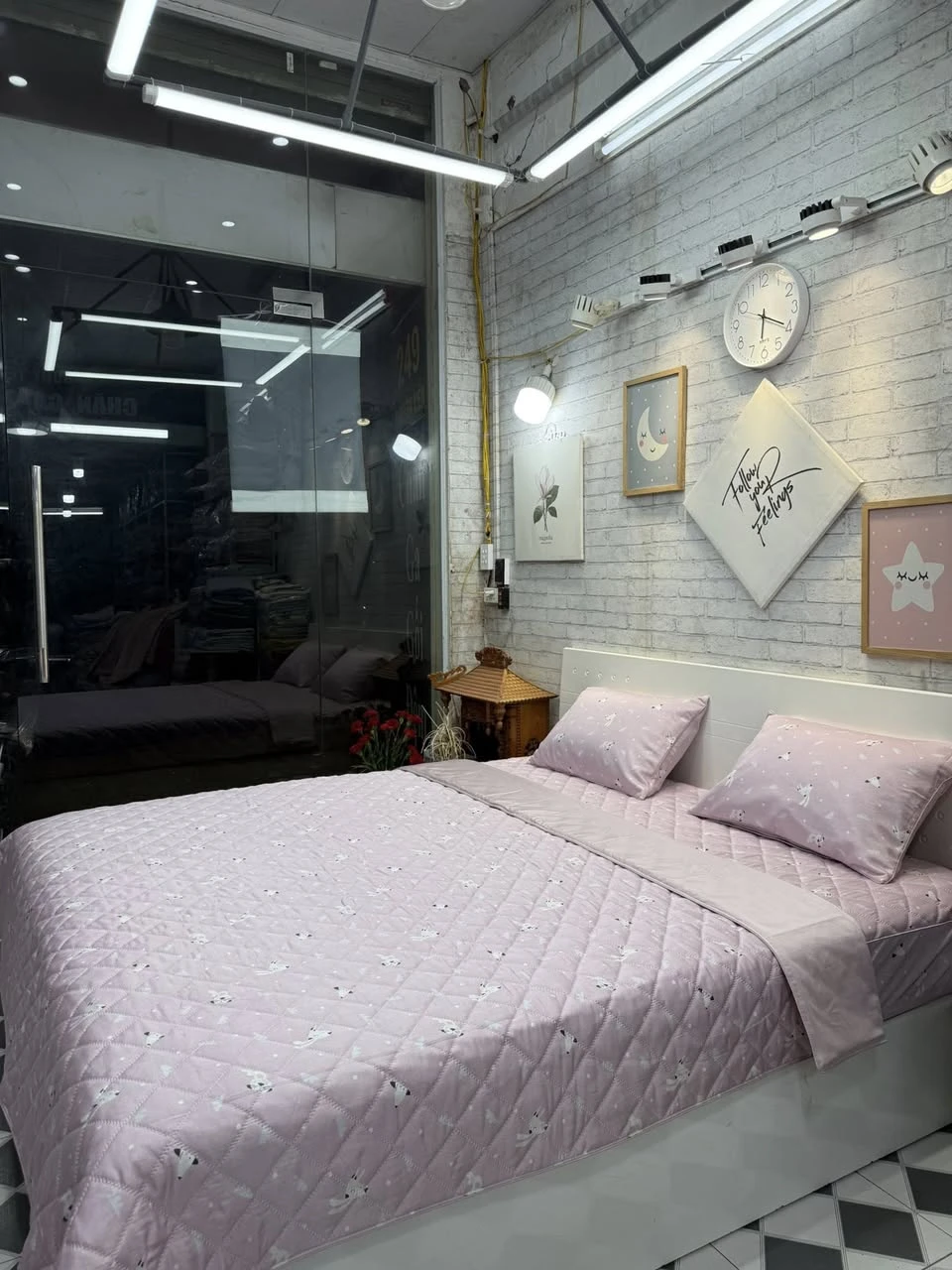 Bộ chăn ga gối Lụa Modal Hàn Quốc hoạ tiết siêu cute màu hồng xjnh xắn