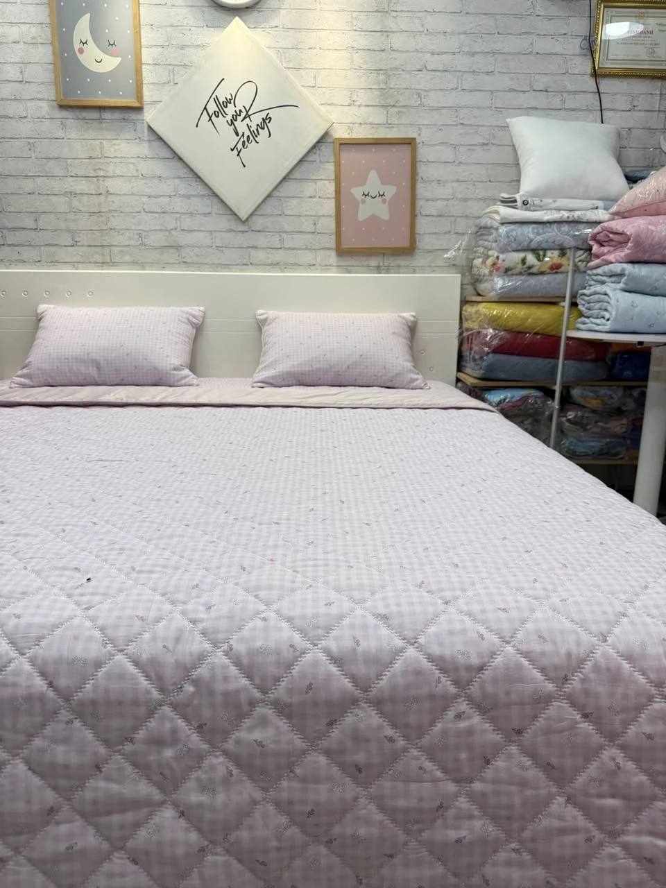 Bộ chăn ga gối Lụa Modal Hàn Quốc kẻ hồng paster siêu xinh